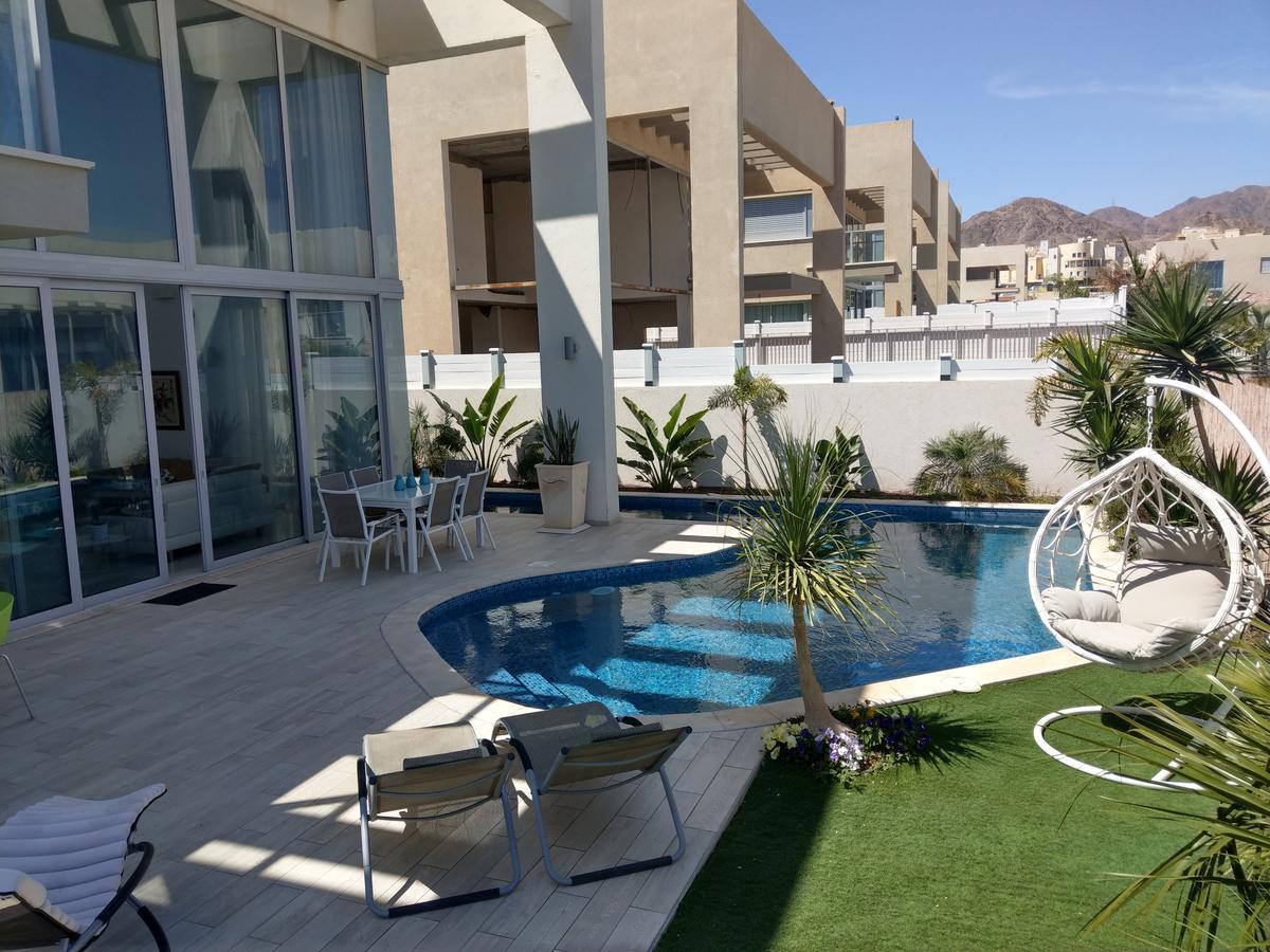 Turquoise Apartment With Pool Eilat Eksteriør billede