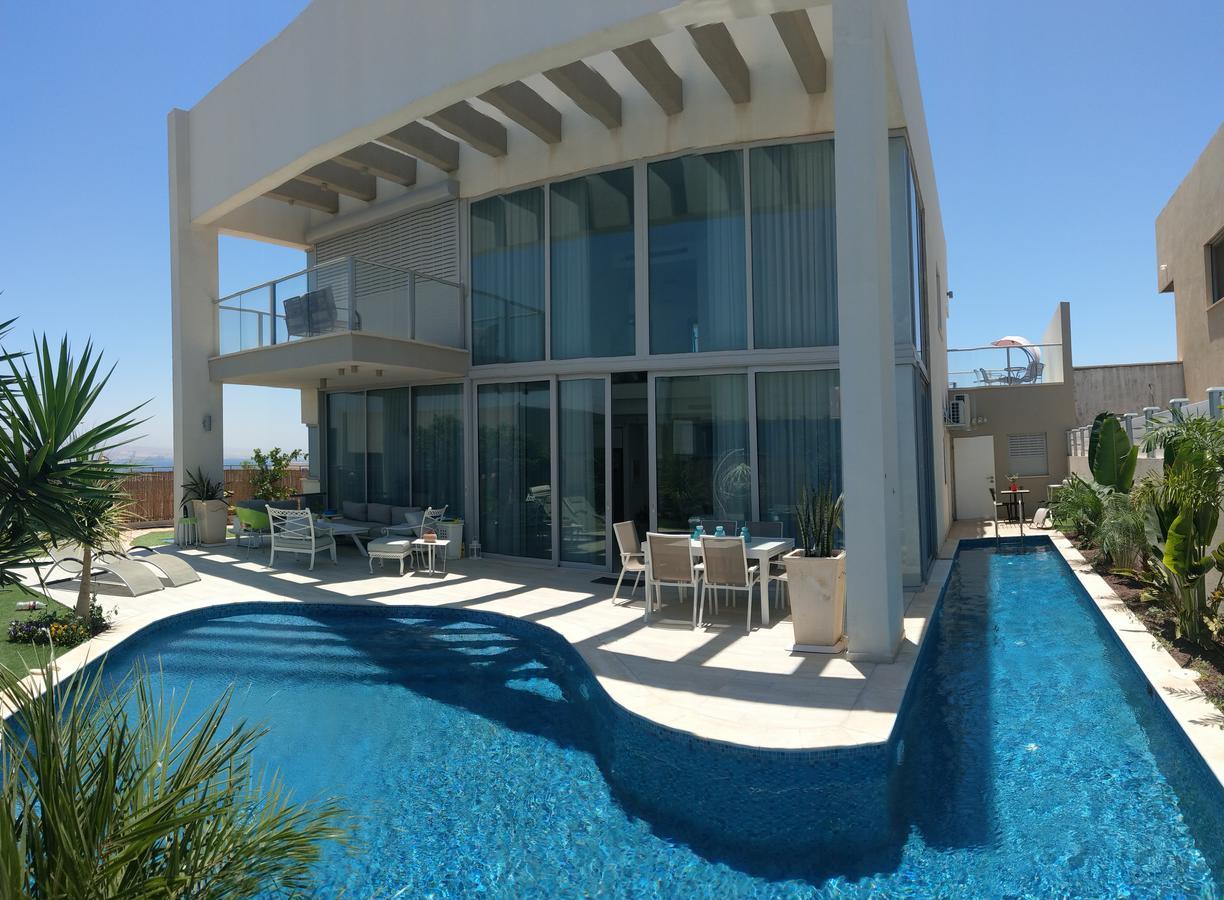 Turquoise Apartment With Pool Eilat Eksteriør billede